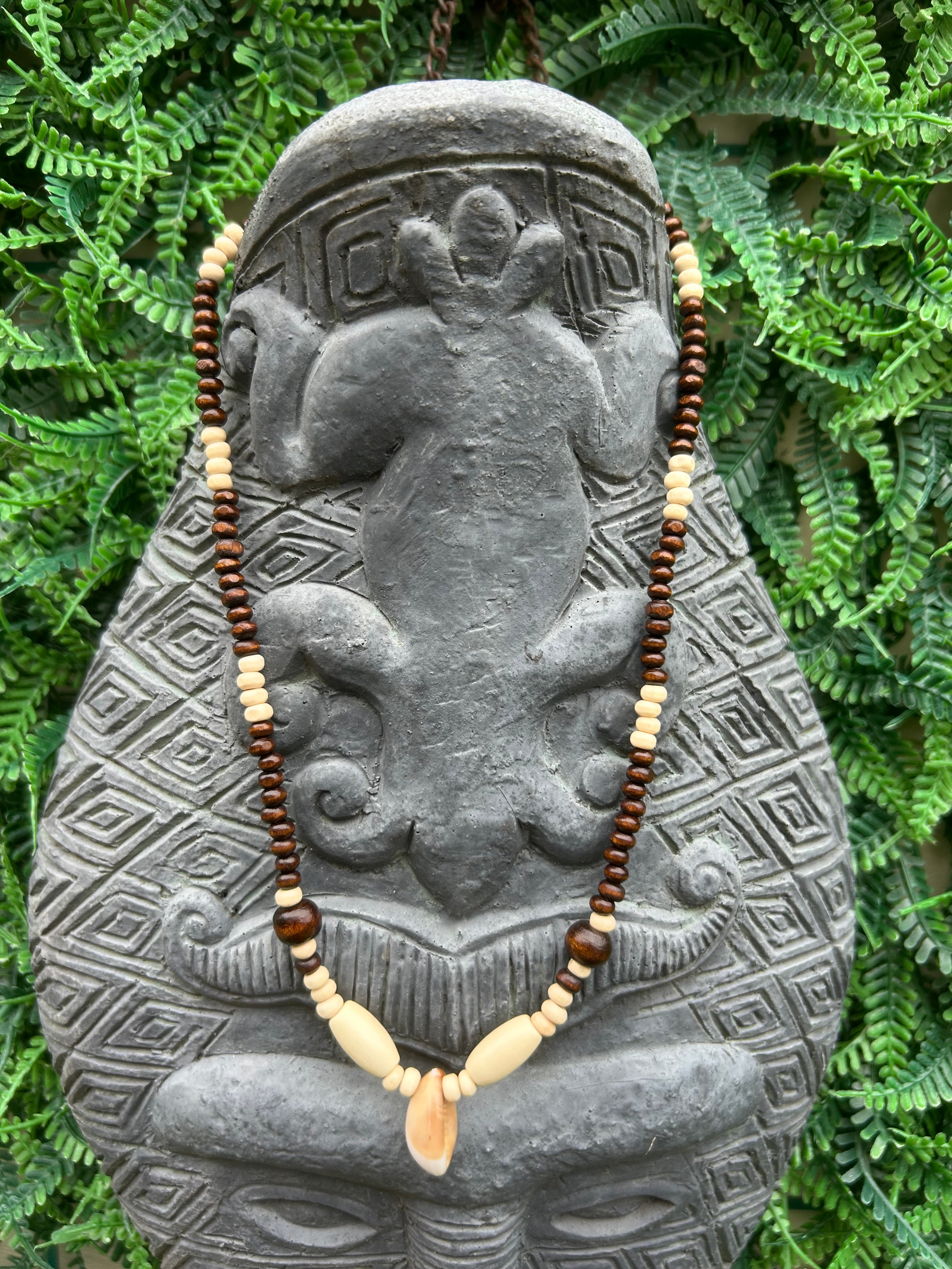 Collier Wood & Shell – Pièce Artisanale